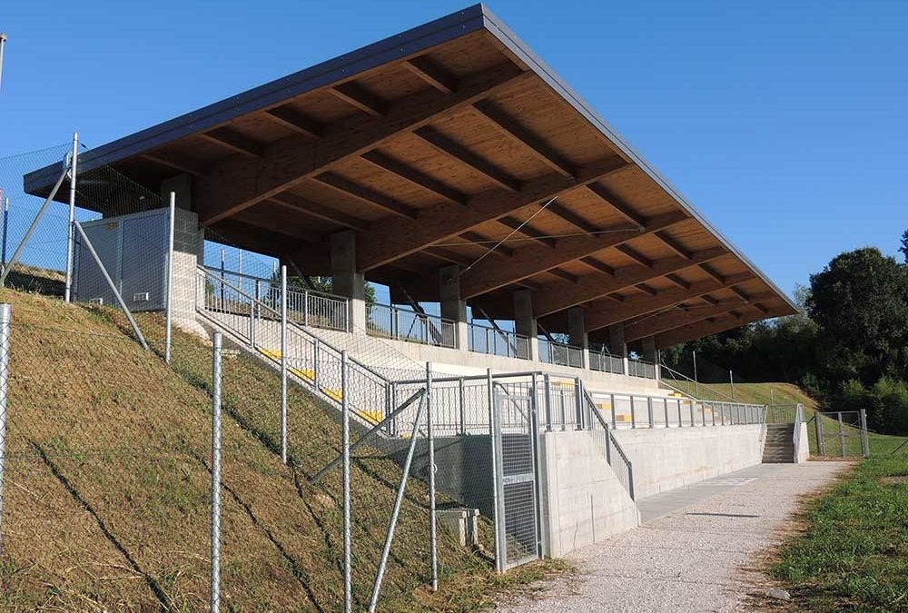 Ampliamento e riqualificazione impianto sportivo – tribune – Udine